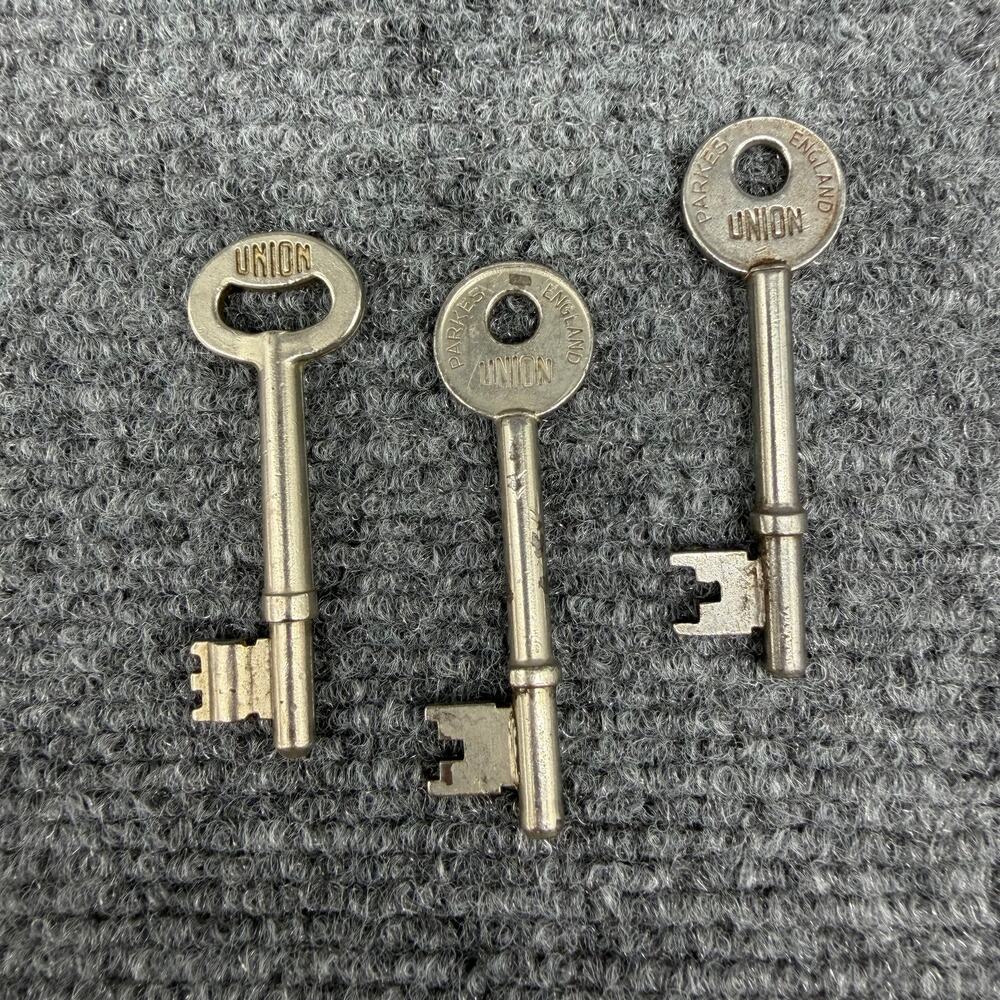VTG UNION Skeleton Keys, Set of 3